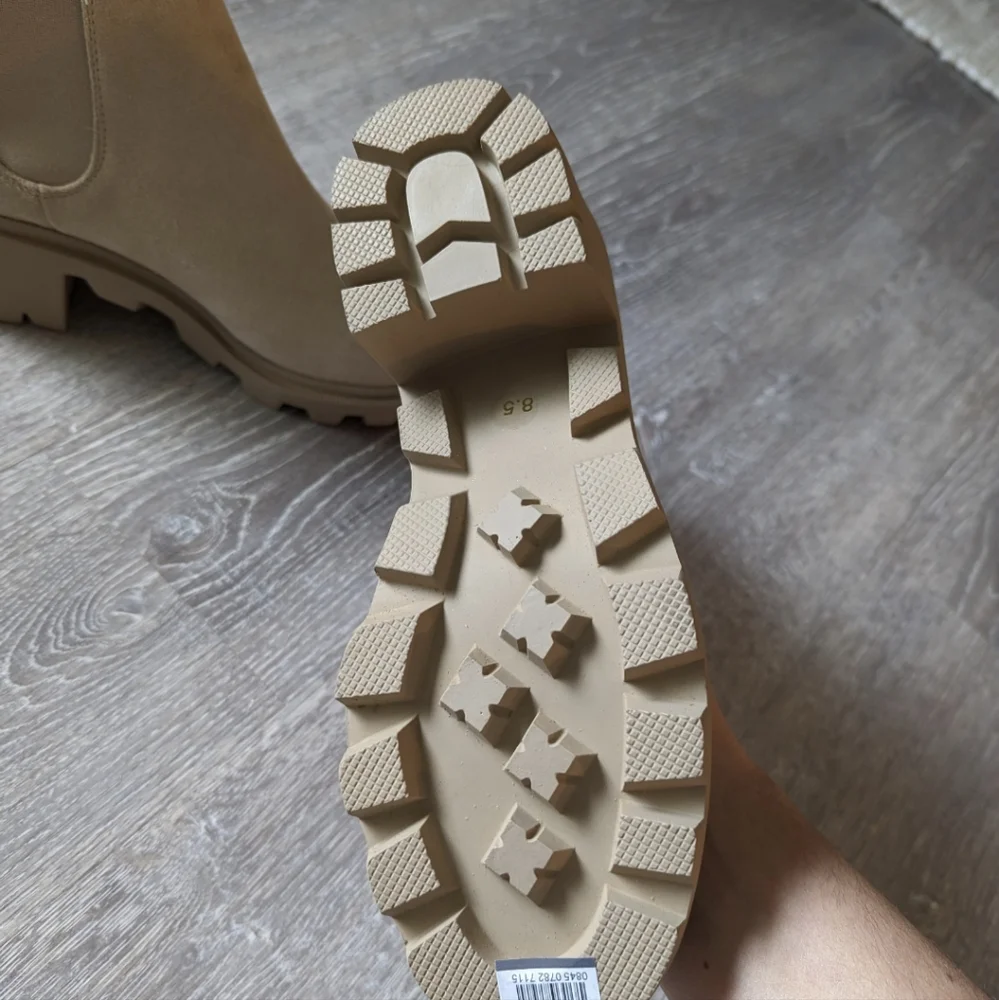 Steve Madden Suede Booties - Picture 4 of 5